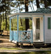 Éclairage professionnel du secteur hôtellerie de plein air